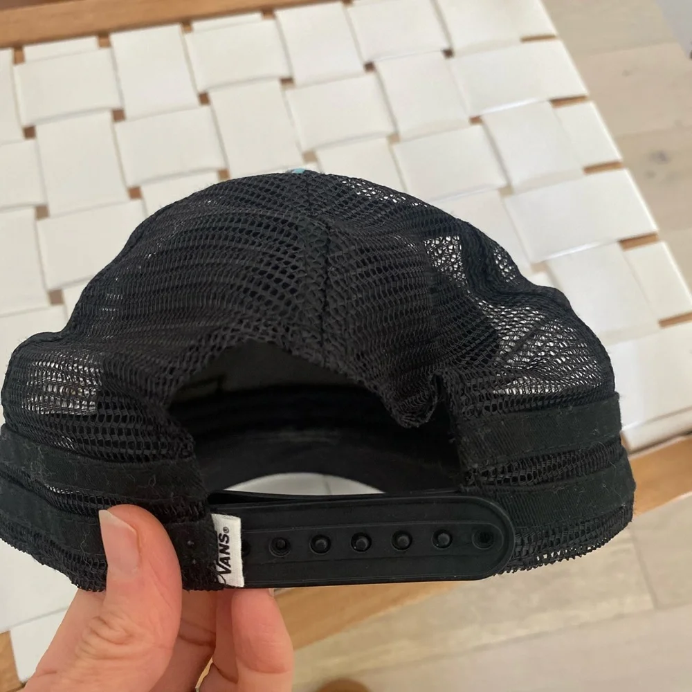 Vans hat - Picture 3 of 5